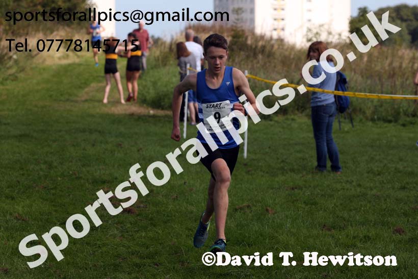Mens and womens under-17s, Sunderland Harriers Cross Country, Farrington, Sunderland. Photo: David T. Hewitson/Sports for All Pics